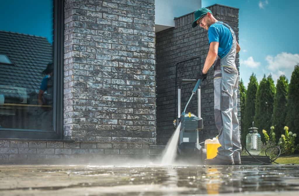 DIY Pressure Washing vs Professionals